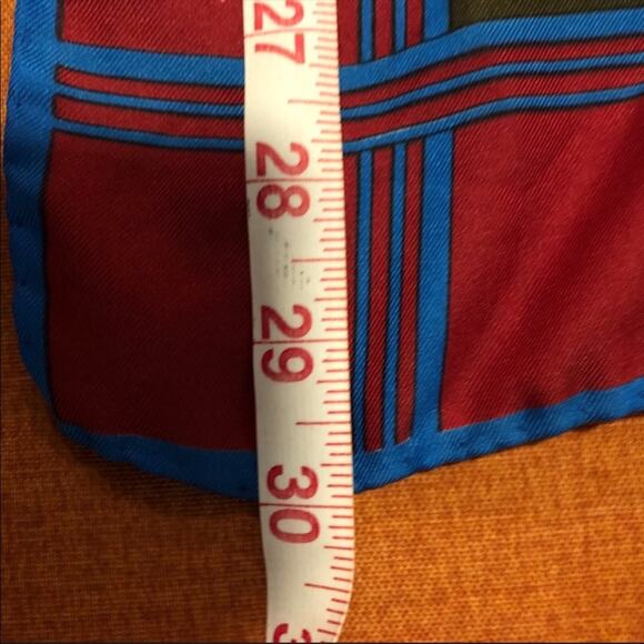 Hercolani Vintage Scarf 30” Squared - Picture 4 of 5